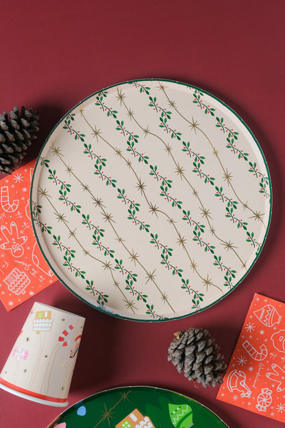 Mistletoe and Sparkle Plate (x8)